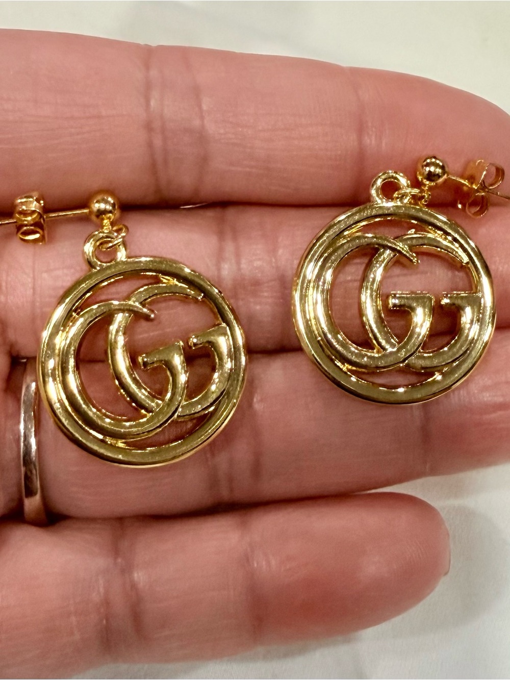 Gucci Gold Interlocking G Drop Earrings - Picture 2 of 2